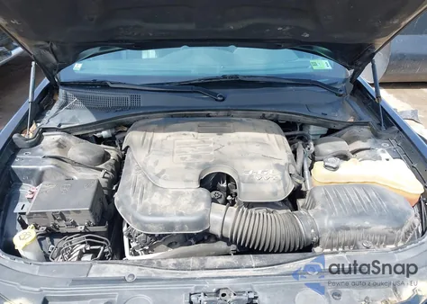 2015 Chrysler 300 300S z USA, uszkodzony, nr VIN 2C3CCAGG9FH831258